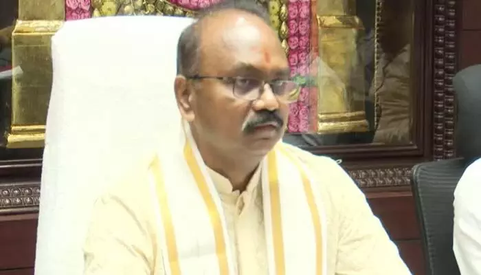 తిరుమలలో నమాజ్ కలకలం.. టీటీడీ ఈవో కీలక విషయాలు వెల్లడి తిరుమలలో నమాజ్ కలకలం.. టీటీడీ ఈవో కీలక విషయాలు వెల్లడి