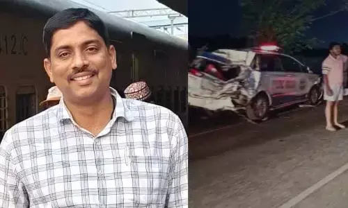 పెట్రోలింగ్ వెహికల్‌ను ఢీకొన్న లారీ.. కానిస్టేబుల్ స్పాట్ డెడ్