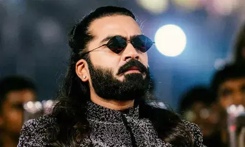 నాలాంటి ఎంతోమందికి ఆయనే స్ఫూర్తి.. చాలా ఇబ్బంది పెట్టానంటూ  స్టేజ్‌పై  కన్నీరు పెట్టుకున్న శింబు (వీడియో)