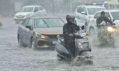 Heavy Rain:రాష్ట్రంలో కుండపోత వాన.. లోతట్టు ప్రాంతాలు జలమయం