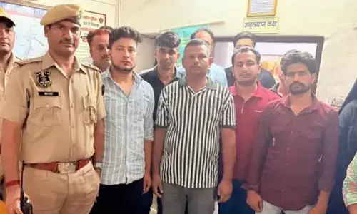 jaipur jail scandal: ఆసుపత్రికని చెప్పి భార్యలు, గర్ల్ ఫ్రెండ్స్ తో ఖైదీల జల్సాలు.. జైపూర్ లో పోలీసుల నిర్వాకం