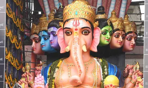 Khairatabad Ganesh : ఖైరతాబాద్ మహా గణపతి కర్ర పూజ.. ముహూర్తం ఖరారు