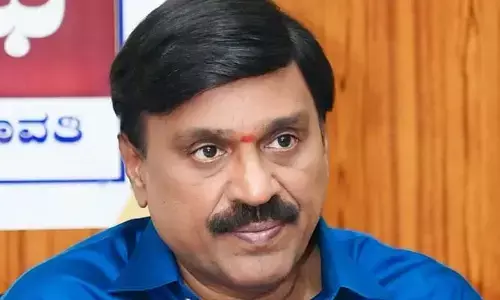 Gali Janardhan Reddy:  చంచల్ గూడ జైలు నుంచి గాలి జనార్ధన్ రెడ్డి బెంగళూరుకు తరలింపు