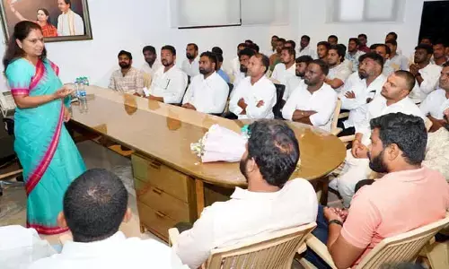 MLC కవిత మరో కీలక నిర్ణయం.. యువతకే ప్రాధాన్యత అంటూ ప్రకటన