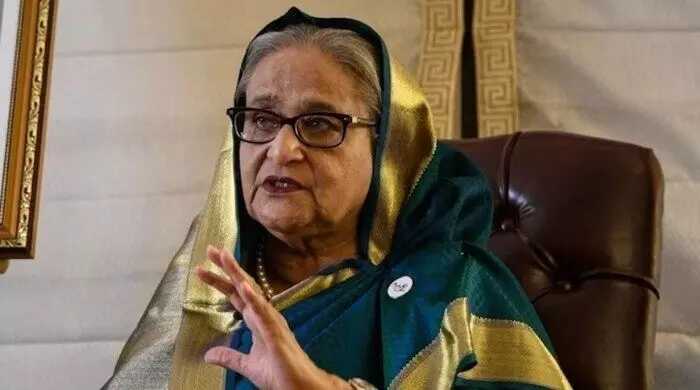 Bangladesh: దాని కన్నా కాల్చి చంపేయడమే మేలు.. దేశం వీడే ముందు షేక్ హసీనా వ్యాఖ్యలు Bangladesh: దాని కన్నా కాల్చి చంపేయడమే మేలు.. దేశం వీడే ముందు షేక్ హసీనా వ్యాఖ్యలు