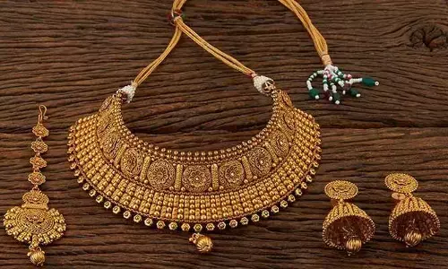Today Gold Rate: మహిళలకు సూపర్ గుడ్ న్యూస్.. నేడు భారీగా తగ్గిన బంగారం ధరలు