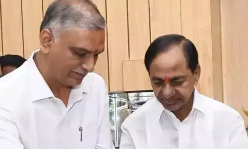 మరోసారి కేసీఆర్‌ను కలిసిన హరీశ్‌రావు.. నోటీసులపై కీలక చర్చ