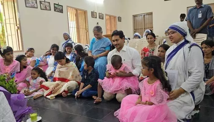 YS Jagan:వైఎస్ రాజారెడ్డి ఘాట్ వద్ద నివాళికి మాజీ సీఎం జగన్ దూరం? YS Jagan:వైఎస్ రాజారెడ్డి ఘాట్ వద్ద నివాళికి మాజీ సీఎం జగన్ దూరం?