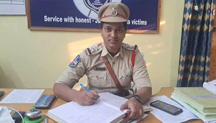 ముధోల్ ఎస్ఐ గా బిట్ల పెర్సిస్ ముధోల్ ఎస్ఐ గా బిట్ల పెర్సిస్