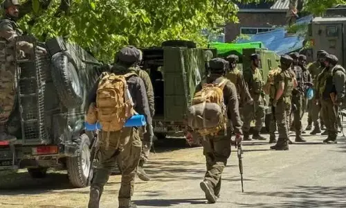 Shopian: జమ్ముకశ్మీర్ లో ఇద్దరు హైబ్రిడ్ ఉగ్రవాదుల అరెస్టు