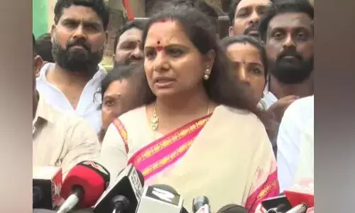 Kavitha: కనీస సంస్కారం లేదు..  నంబాళ్ల కేశవరావు ఇష్యూలో కవిత ఆగ్రహం
