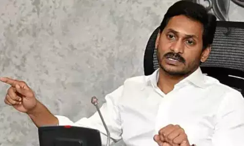 ప్రజలను మోసం చేసి, ద్రోహం చేసినందుకే వెన్నుపోటు దినం: జగన్