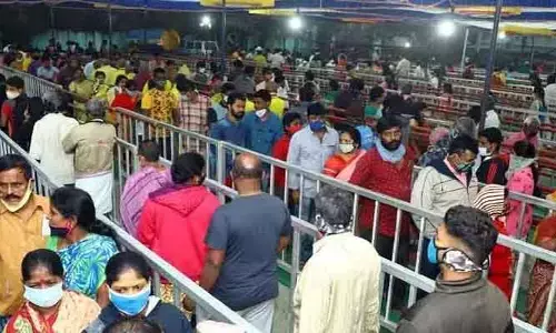 స్థానికులకు గుడ్ న్యూస్.. రేపు శ్రీవారి దర్శన టోకెన్ల జారీ