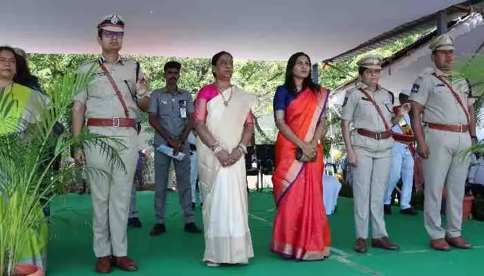 మంత్రి కొండా సురేఖ నేతృత్వంలో తెలంగాణ ఆవిర్భావ వేడుకలు.. మంత్రి కొండా సురేఖ నేతృత్వంలో తెలంగాణ ఆవిర్భావ వేడుకలు..