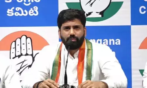 సోషల్ మీడియాలో తప్పుడు ప్రచారం చేస్తున్నారని పోలీసులకు ఫిర్యాదు చేసిన ఎంపీ