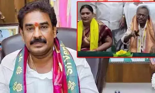 పిన్నెల్లికి బిగ్ షాక్.. మదార్ సాహెబ్, సిద్ధమ్మ యాదవ్ ప్రమాణస్వీకారం