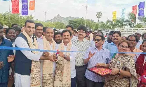 చేనేతకు ప్రోత్సాహం..శిల్పారామం ఆవిష్కరణతో ఉత్సాహం