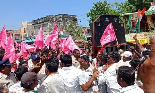 మాజీ ఎమ్మెల్యే రెడ్యానాయక్ పై కేసు నమోదు
