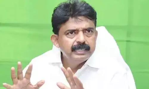 ఉచిత బస్సు పథకం తుస్సుమంది.. ప్రభుత్వంపై పేర్ని నాని సెటైర్లు