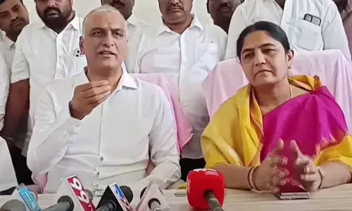 ఇప్పటికైనా సోయి తెచ్చుకోండి.. ఎర్రగడ్డ ఫుడ్ పాయిజన్‌ ఘటనపై హరీశ్ ఫైర్