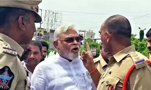 గుంటూరులో పోలీసులు వర్సెస్ అంబటి