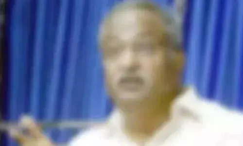 లాసెట్‌ ఎంట్రెన్స్‌కు హాజరైన రిటైర్డ్ ఐపీఎస్‌.. ఆయన ఎవరో తెలుసా?