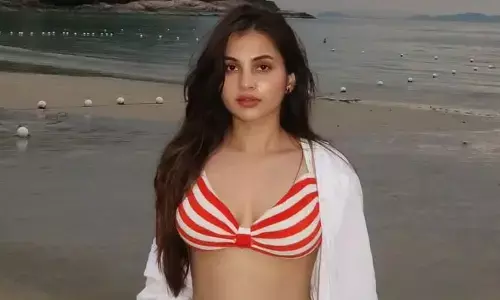 పలావాన్ బీచ్‌ల్లో రమ్య పసుపులేటి పరువాల విందు..