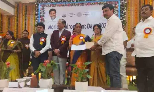 రాష్ట్ర ఉత్తమ గ్రామ పంచాయతీగా చామనపల్లి..మంత్రి కొండా సురేఖ ప్రశంసలు..