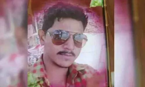 కొలనుపాక వద్ద రోడ్డుప్రమాదం..యువకుడి మృతి