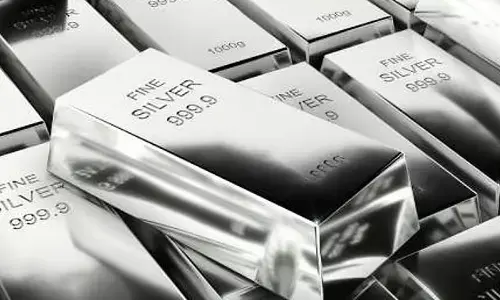 Silver: కొత్త గరిష్ఠాలకు వెండి ధరలు