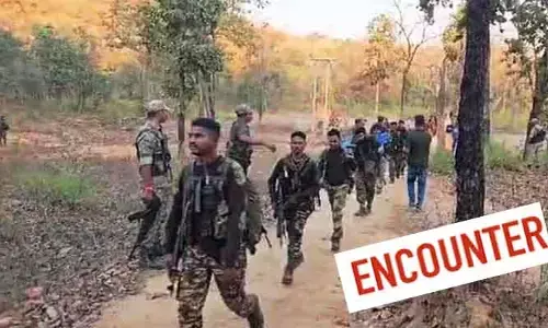 బీజాపూర్ జిల్లాలో ఎన్‌కౌంటర్.. ఇద్దరు మావోయిస్ట్ అగ్ర కమాండర్లు మృతి