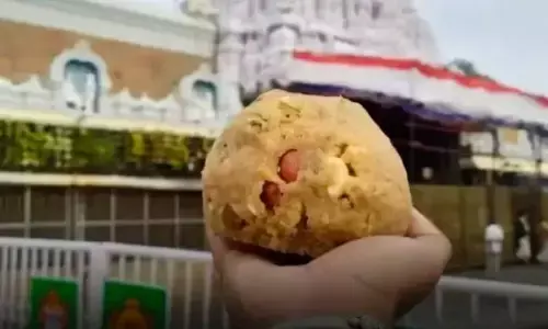 ఆన్‌లైన్‌లో తిరుమల లడ్డు.. టీటీడీ సీరియస్ వార్నింగ్