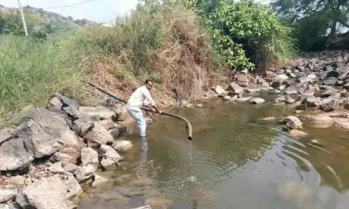 రెండు వ్యవసాయ పంపు సెట్లు ఎత్తుకెళ్లిన దొంగలు