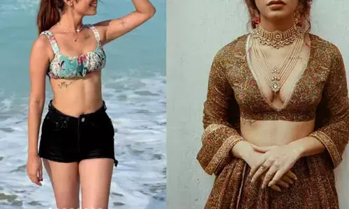 బీచ్ ఒడ్డున నిక్కరులో దర్శనమిచ్చిన యంగ్ బ్యూటీ..  రొమాంటిక్ మూడ్‌లో ఉన్నానంటూ పోస్ట్.. మిర్చీ కన్నా నువ్వే హాట్‌గా ఉన్నావని కామెంట్స్