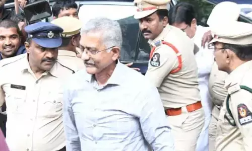 Prabhakar Rao: ఫోన్‌ ట్యాపింగ్‌ కేసు.. సిట్‌ విచారణకు ప్రభాకర్‌రావు హాజరు