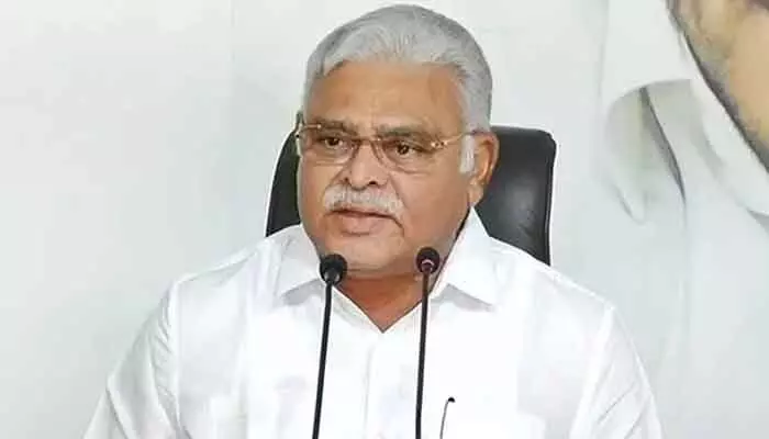 చట్టాలను దుర్వినియోగం చేస్తున్నారు.. సర్కార్పై మాజీ మంత్రి అంబటి ఫైర్ చట్టాలను దుర్వినియోగం చేస్తున్నారు.. సర్కార్పై మాజీ మంత్రి అంబటి ఫైర్