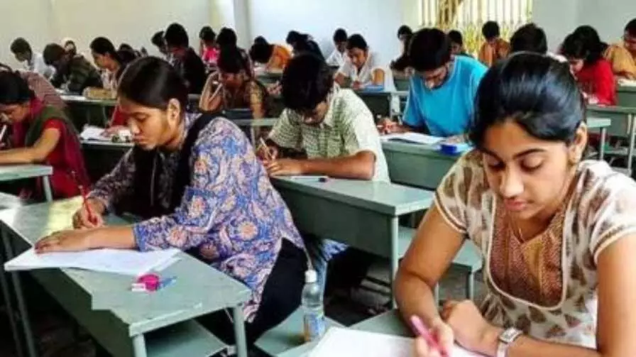 ఆర్టీసీ జూనియర్ అసిస్టెంట్ పరీక్షలో 406 మంది అర్హత ఆర్టీసీ జూనియర్ అసిస్టెంట్ పరీక్షలో 406 మంది అర్హత