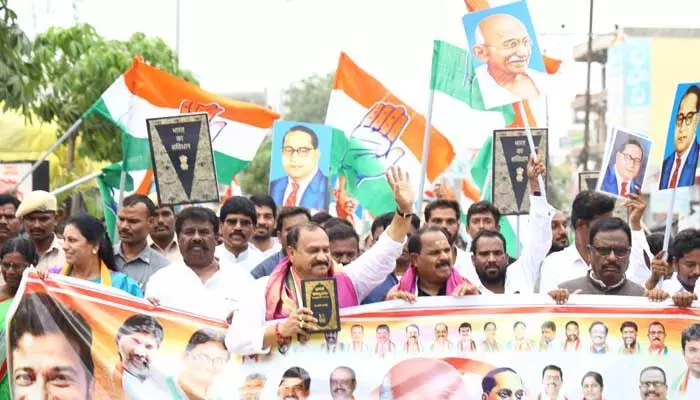 బీజేపీ సర్కారుపై పీసీసీ ఛీప్ ఫైర్ బీజేపీ సర్కారుపై పీసీసీ ఛీప్ ఫైర్