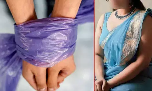 యువతిని ట్రాప్ చేసిన తల్లీకొడుకు.. పోర్న్ వీడియోల్లో నటించాలని ఆరు నెలలుగా చిత్రహింసలు