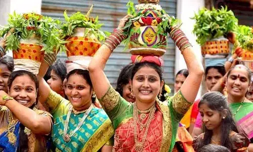 తెలంగాణలో బోనాల జాతర ఏర్పాట్లు ముమ్మరం
