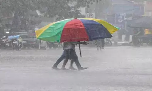 రానున్న మూడు రోజుల పాటు తెలుగు రాష్ట్రాల్లో భారీ వర్షాలు