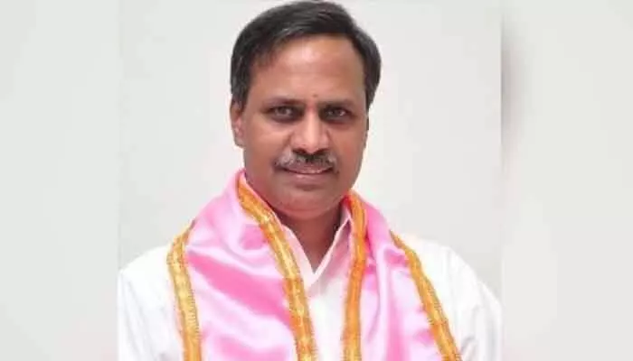 ఎమ్మెల్యే పల్లా రాజేశ్వర్ రెడ్డికి తీవ్ర గాయాలు.. హుటాహుటిన ఆసుపత్రికి తరలింపు ఎమ్మెల్యే పల్లా రాజేశ్వర్ రెడ్డికి తీవ్ర గాయాలు.. హుటాహుటిన ఆసుపత్రికి తరలింపు