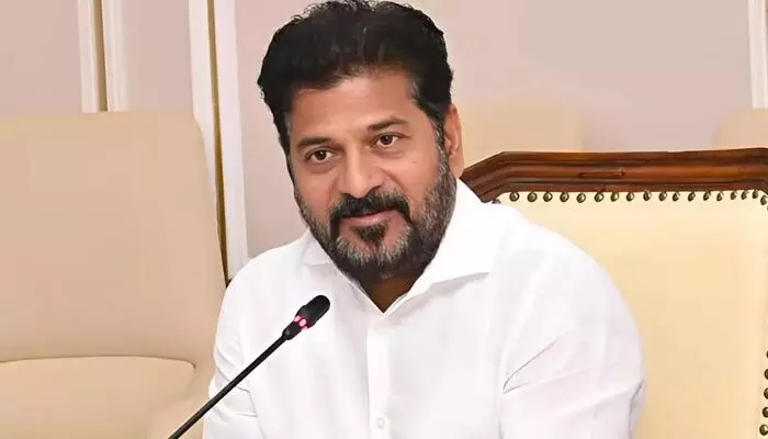 CM Revanth Reddy: మంత్రులకు శాఖల కేటాయింపుపై రేవంత్ రెడ్డి కీలక వ్యాఖ్యలు CM Revanth Reddy: మంత్రులకు శాఖల కేటాయింపుపై రేవంత్ రెడ్డి కీలక వ్యాఖ్యలు