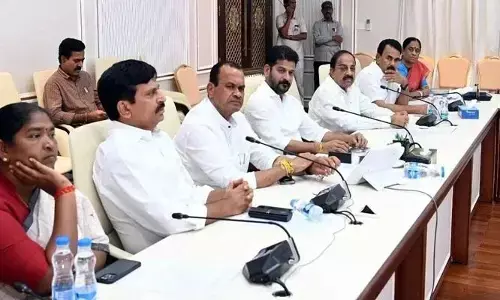 కేబినేట్‌ విస్తరణలో మరోసారి నిరాశే.. మేం ఓటు బ్యాంకుగానే మిగిలిపోవాలా?