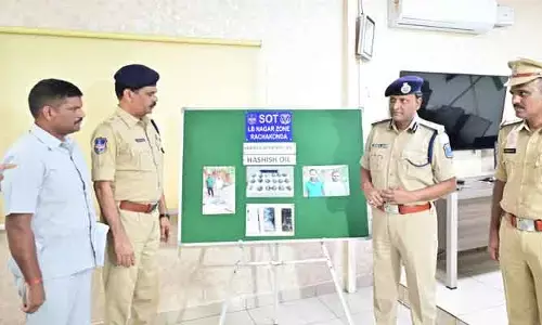 ఏపీ టూ బెంగళూరు.. వయా హైదరాబాద్.. హషీష్ ఆయిల్ ముఠా గుట్టు రట్టు