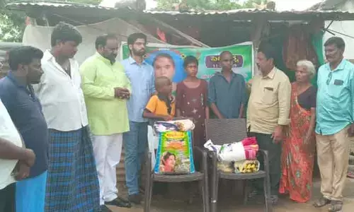 దిశ ఎఫెక్ట్ : అనాథలకు చార్లెట్ చారిటబుల్ ఫౌండేషన్ అప్పన్న హస్తం