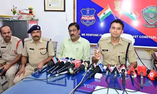 చైన్ సిస్టం పేరిట మోసం.. డ్రగ్స్ అమ్ముతూ ఒకరు అరెస్ట్.. ఆన్లైన్ గేమింగ్ రాకెట్ గుట్టురట్టు..