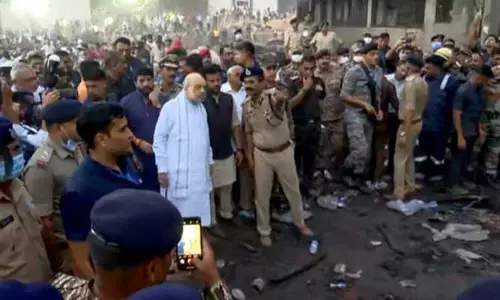 Plane Crash : విమాన ప్రమాదం.. ఘటనా స్థలాన్ని పరిశీలించిన అమిత్ షా