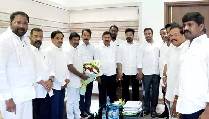 CM Revanth Reddy: థాంక్యూ సీఎం సార్.. రేవంత్ రెడ్డితో మాదిగ ఎమ్మెల్యేల భేటీ CM Revanth Reddy: థాంక్యూ సీఎం సార్.. రేవంత్ రెడ్డితో మాదిగ ఎమ్మెల్యేల భేటీ