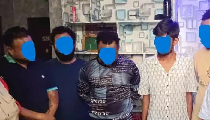 చంచల్ గూడ జైలులో దోస్తానా.. విడుదలై డ్రగ్స్ ముఠా ఏర్పాటు... చంచల్ గూడ జైలులో దోస్తానా.. విడుదలై డ్రగ్స్ ముఠా ఏర్పాటు...